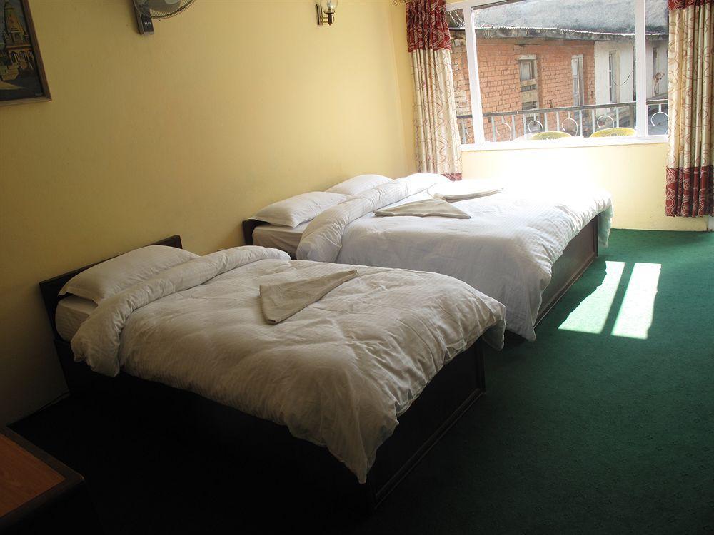 Kathmandu Madhuban Guest House Exteriör bild
