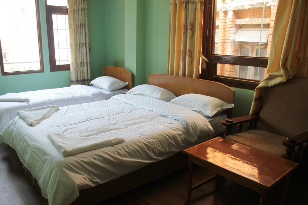 Kathmandu Madhuban Guest House Exteriör bild