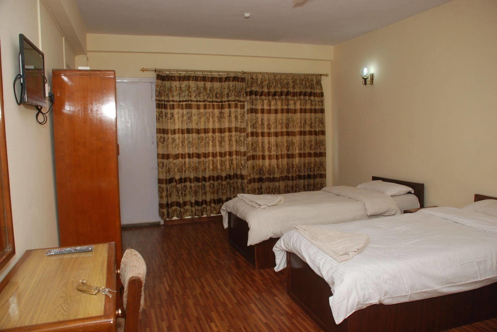 Kathmandu Madhuban Guest House Exteriör bild